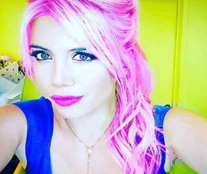 Rosa, rosa: el cambio de look de Wanda Nara - MonteCaserosOnLine.com ...